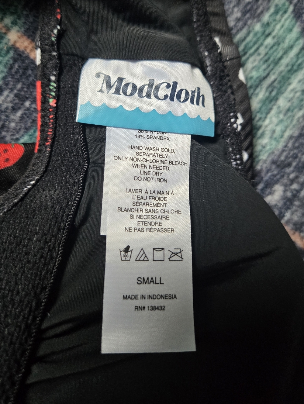 NWOT Modcloth Black Strawberry Polka Dot Print One-Piece Coquette Swimsuit Small - Picture 5 of 6
